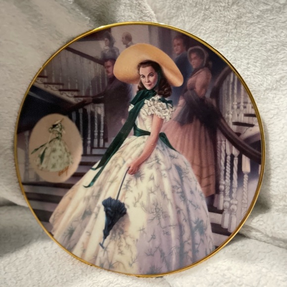The Bradford Exchange Other - The Bradford Exchange Elegant Southern Belle Plate - Gold, Green, White BBQ Atti